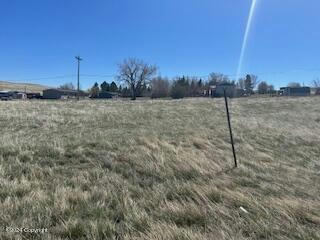 2725 WESTOVER RD, GILLETTE, WY 82718, photo 4 of 6