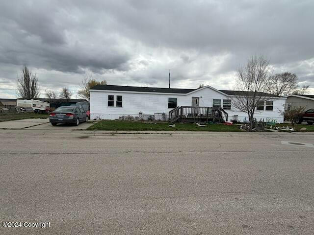 1902 COLORADO ST, GILLETTE, WY 82716, photo 1 of 16